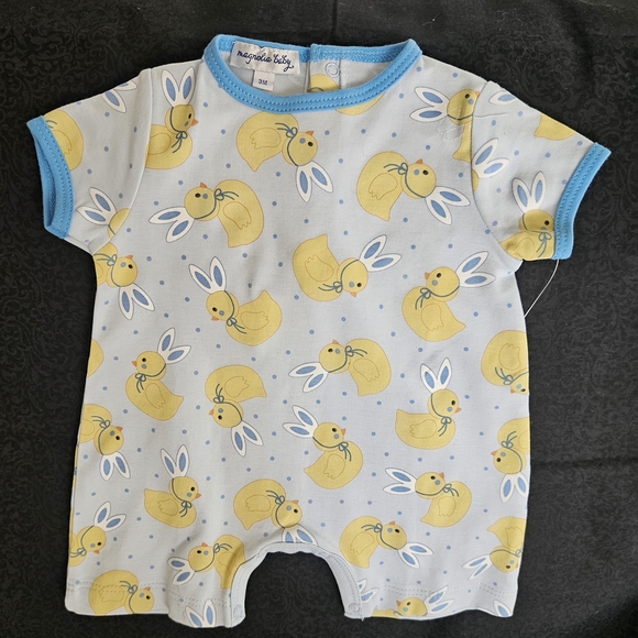 NWT "Mangnolia Baby Bunny Ears Printed Playsuit." 3 Months - Picture 2 of 8